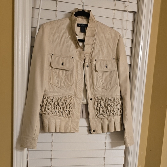 MODA INTERNATIONAL Cream Leather Jacket with Stand-Up Collar and Ruched Details - Picture 1 of 16